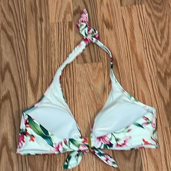 Carmen Marc Valvo Bikini, tie front floral, 2 piece set, Medium - Picture 11 of 13